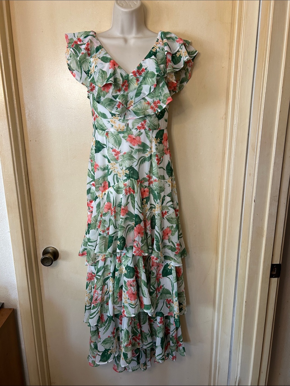 Wayf White Floral Ruffle Tiered Maxi Dress with Green & Pink Print size XS